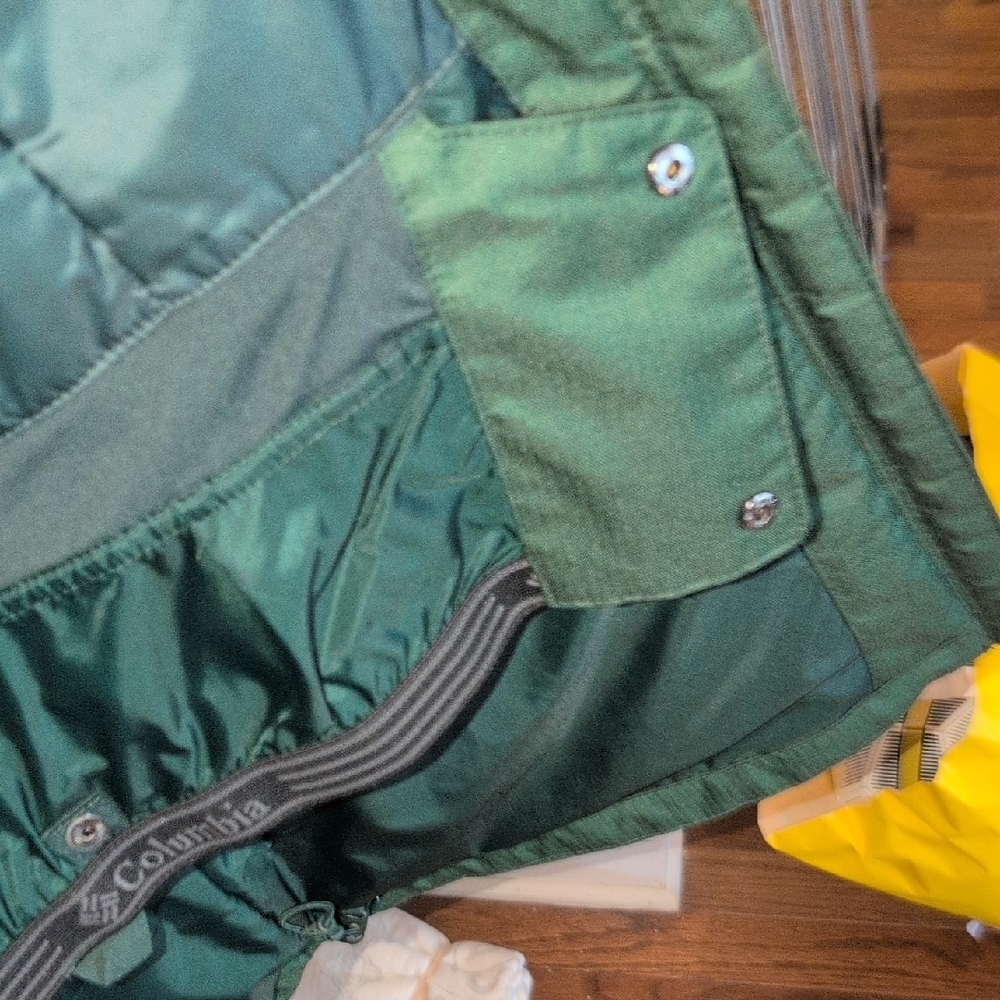 Colombia Omni-tech Mount Bindo Women's Medium Parka with Detachable Fur Hood EUC - Picture 8 of 17